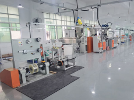 铁氟龙电线押出机