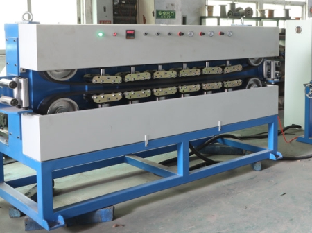 1600型履带牵引机